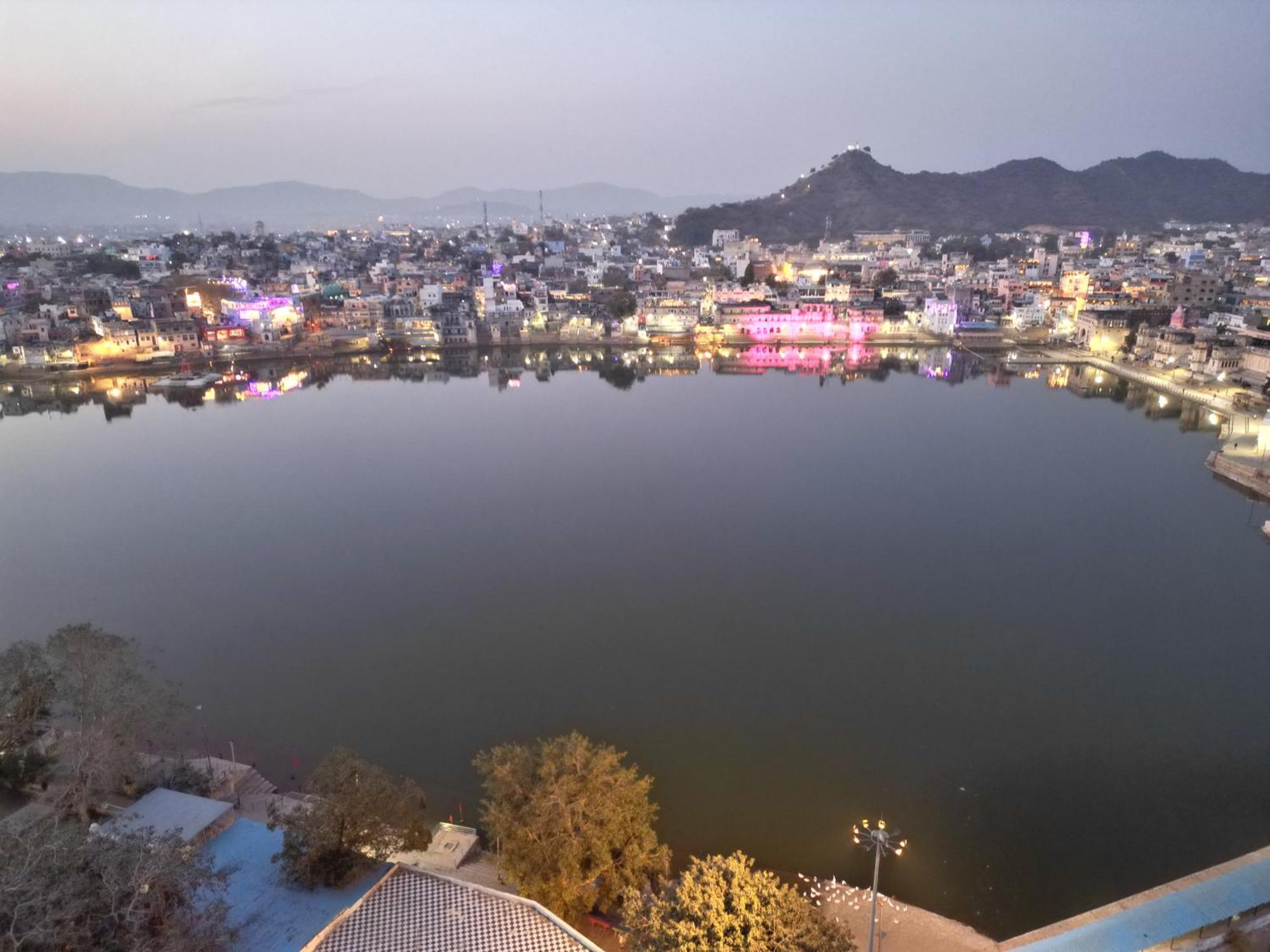 Hotel The Pushkar Flower Exterior foto